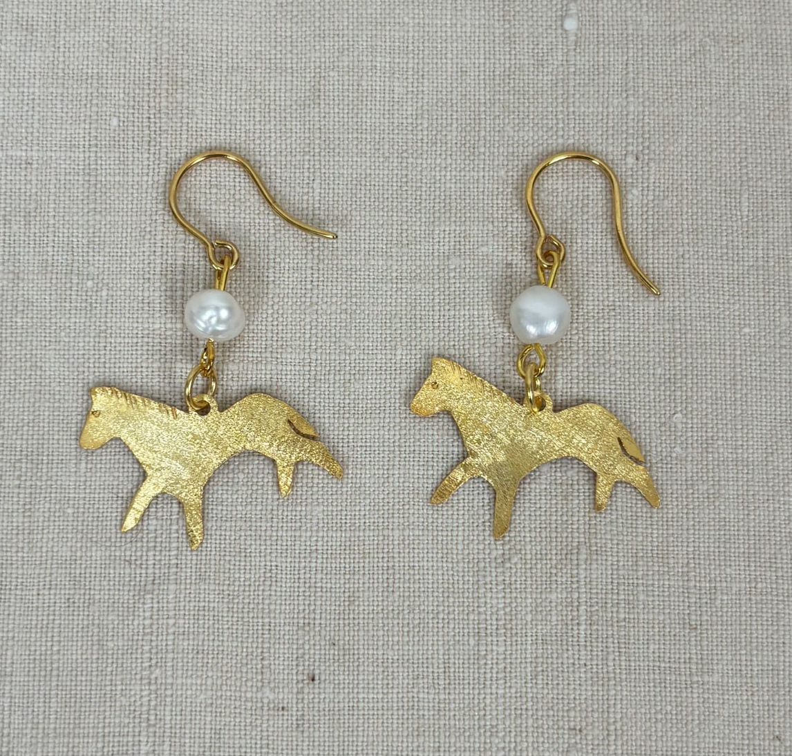 Cavallo in Pearls Earrings