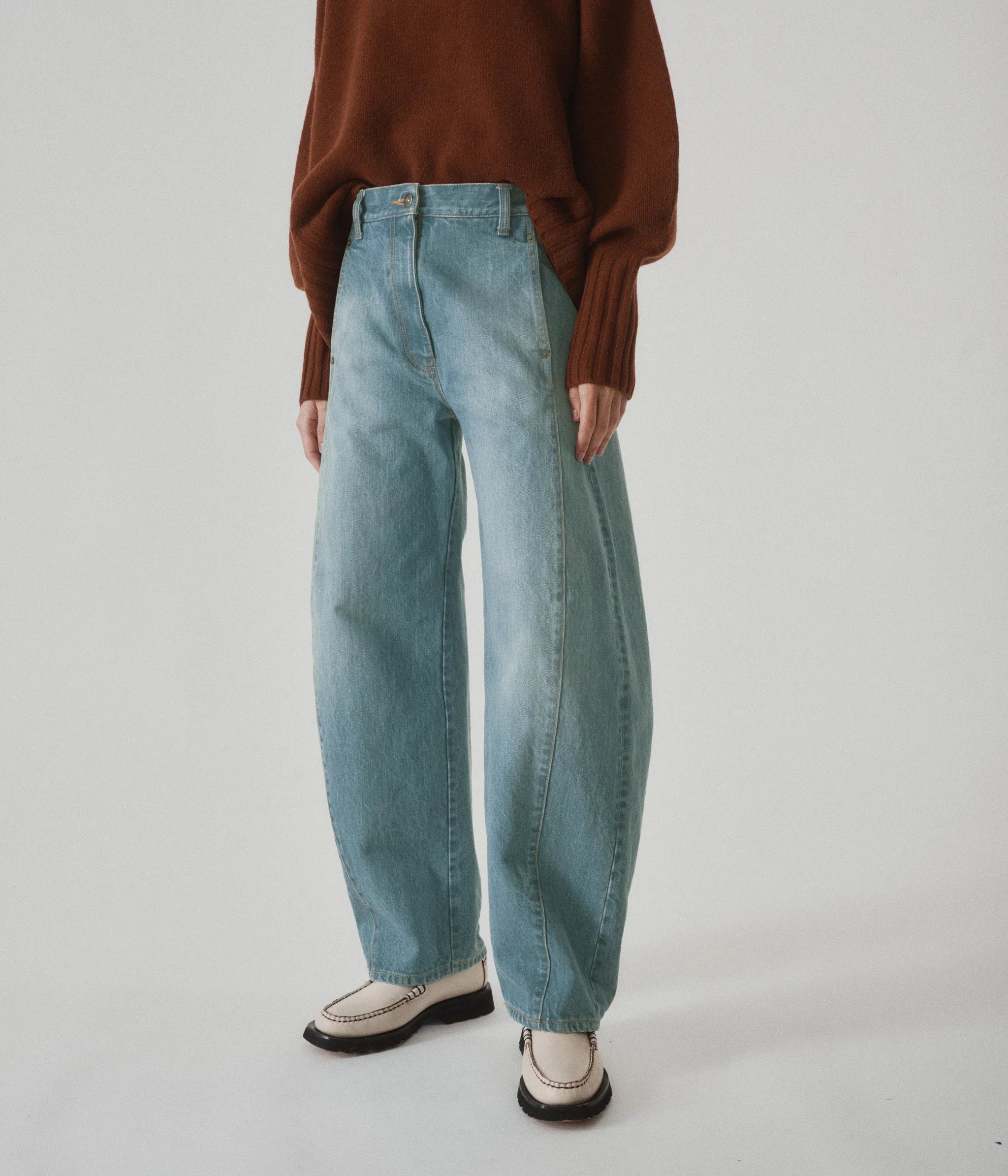 Barrel Denim Pants - Light Blue